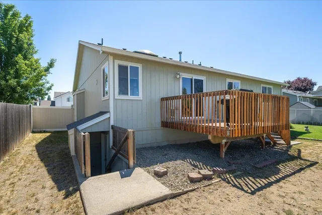 $460,000 | 17913 North Colfax Street, Colbert, WA 99005