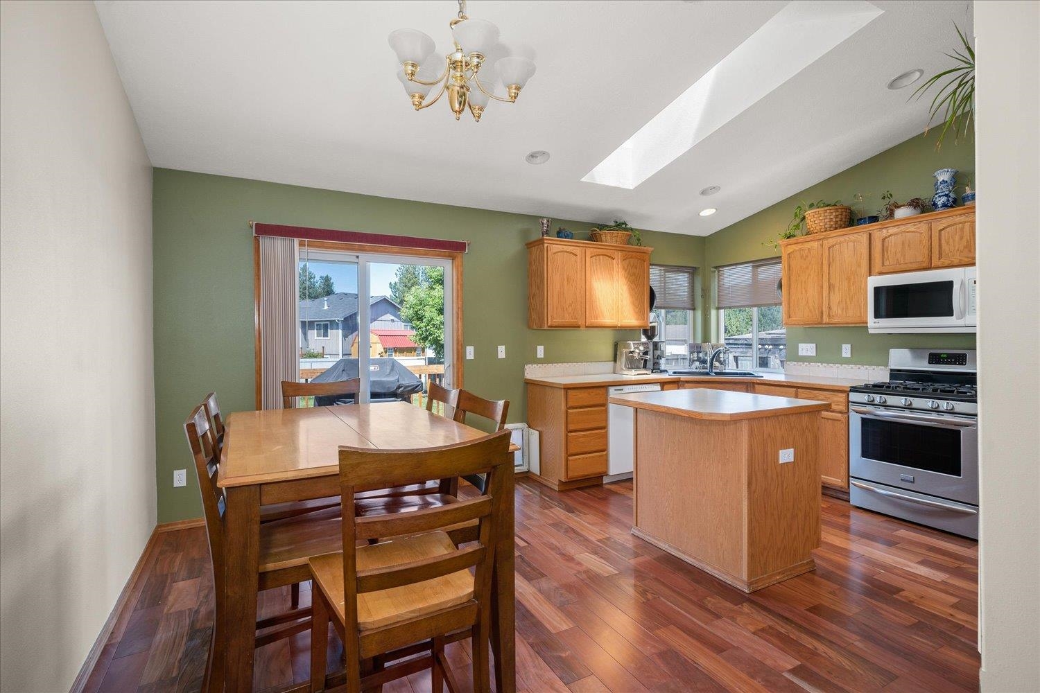 17913 North Colfax Street Colbert, WA 99005 - Photo 10 of 50