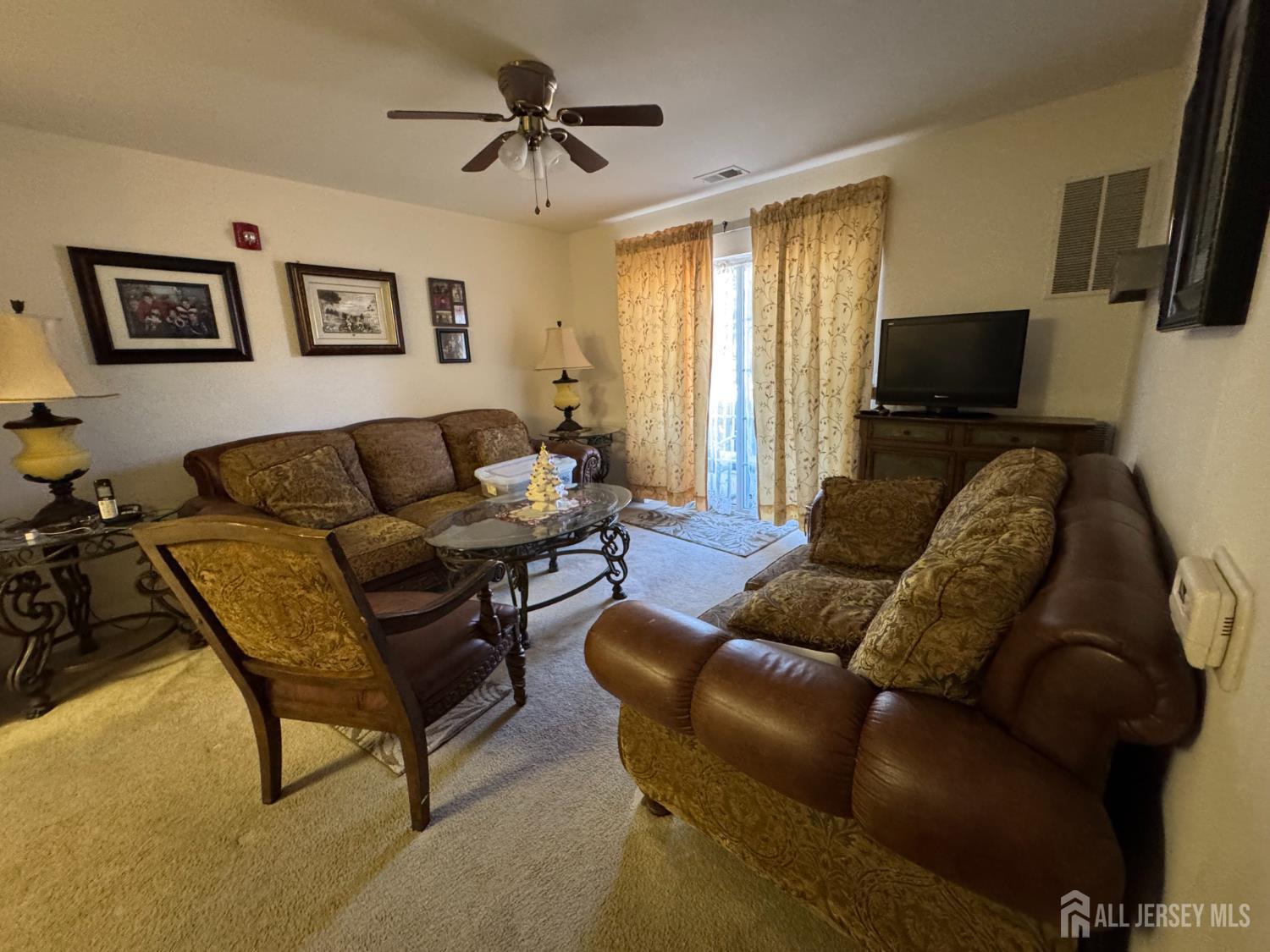 85 Liddle Avenue Edison, NJ 08837 - Photo 15 of 19