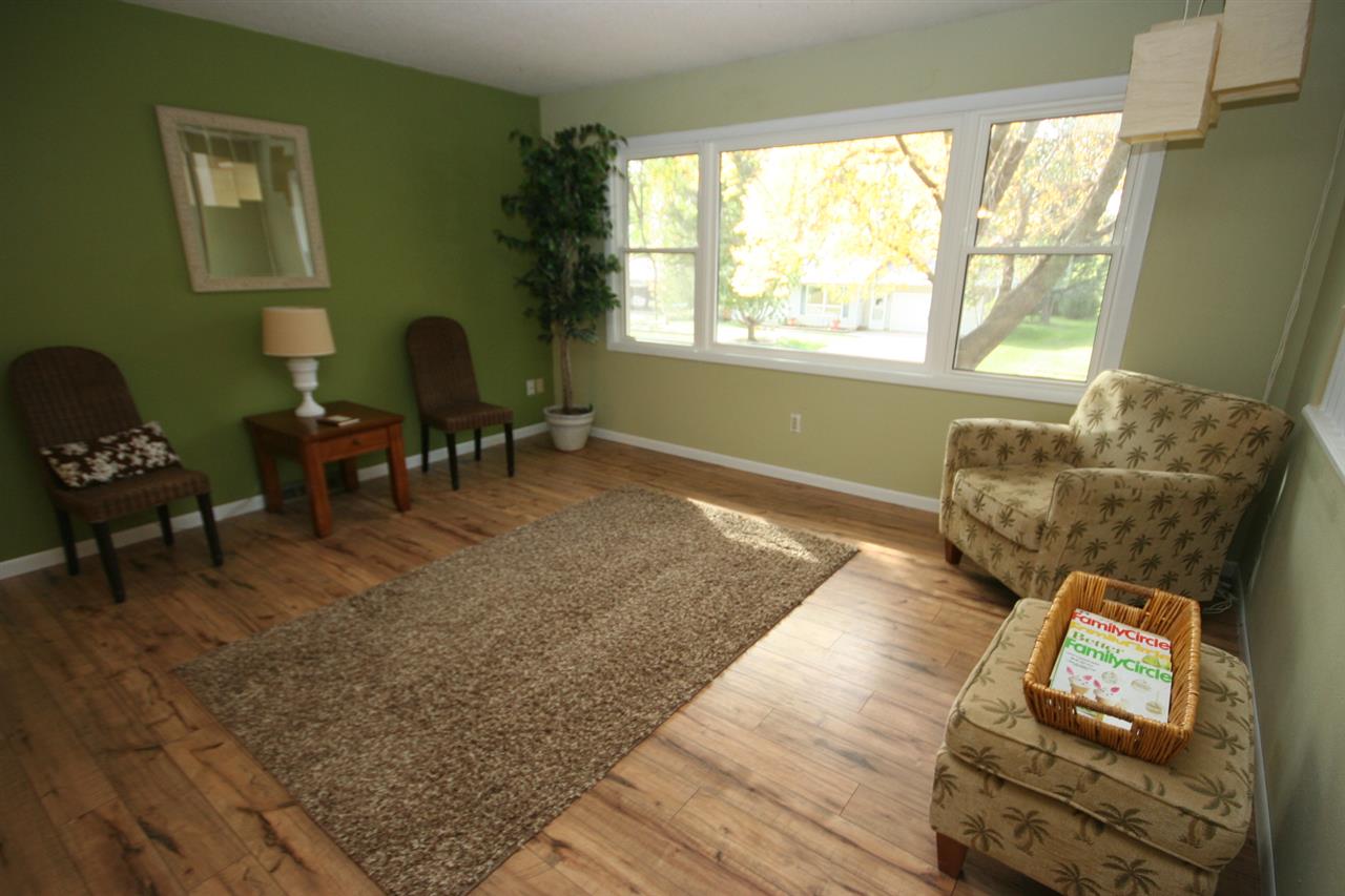 168 Country Club Road Williamsburg, IA 52361 - Photo 2 of 25 Gallery Image 2