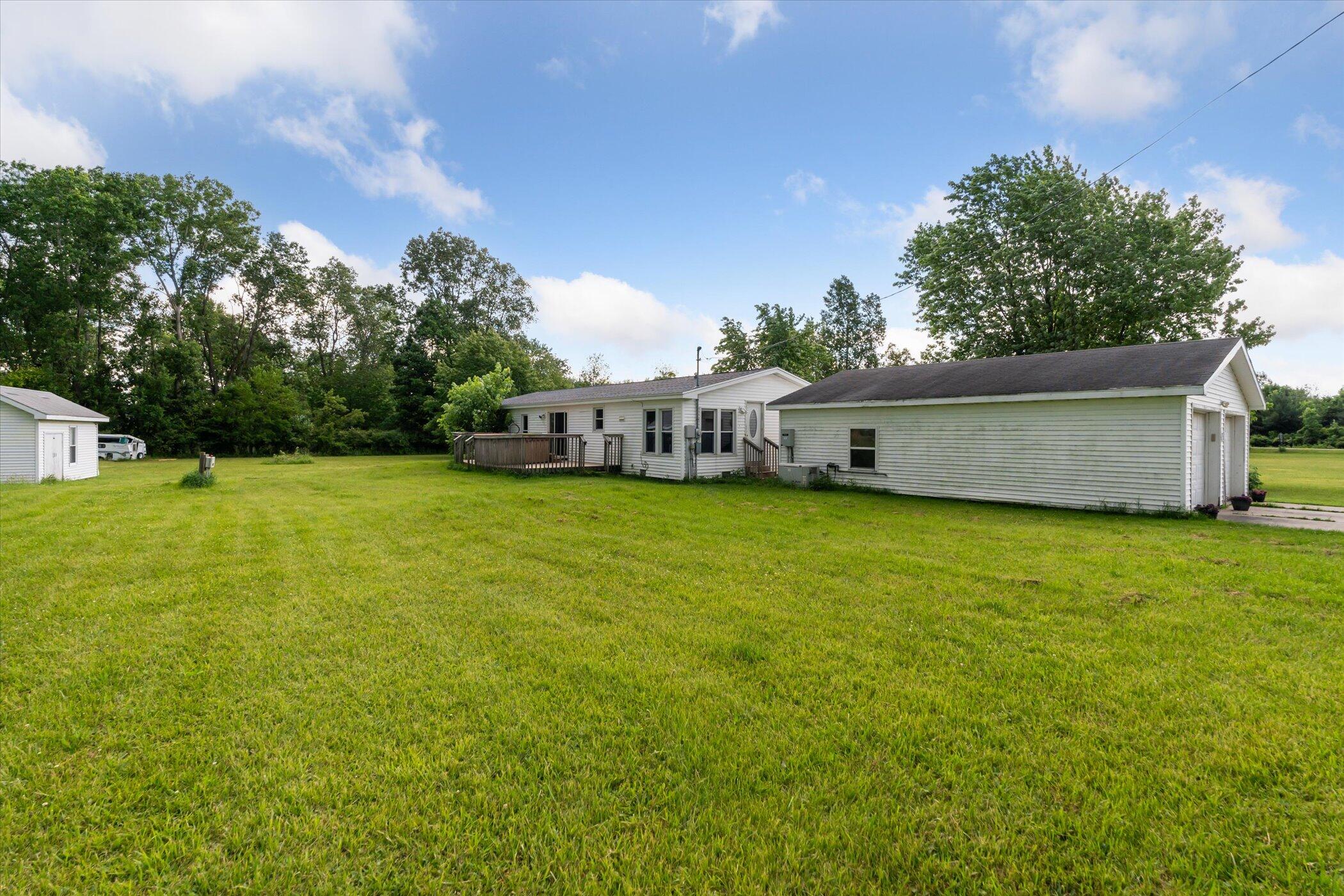 4767 East Haslett Road Perry, MI 48872 - Photo 17 of 27 4767 E Haslett Rd