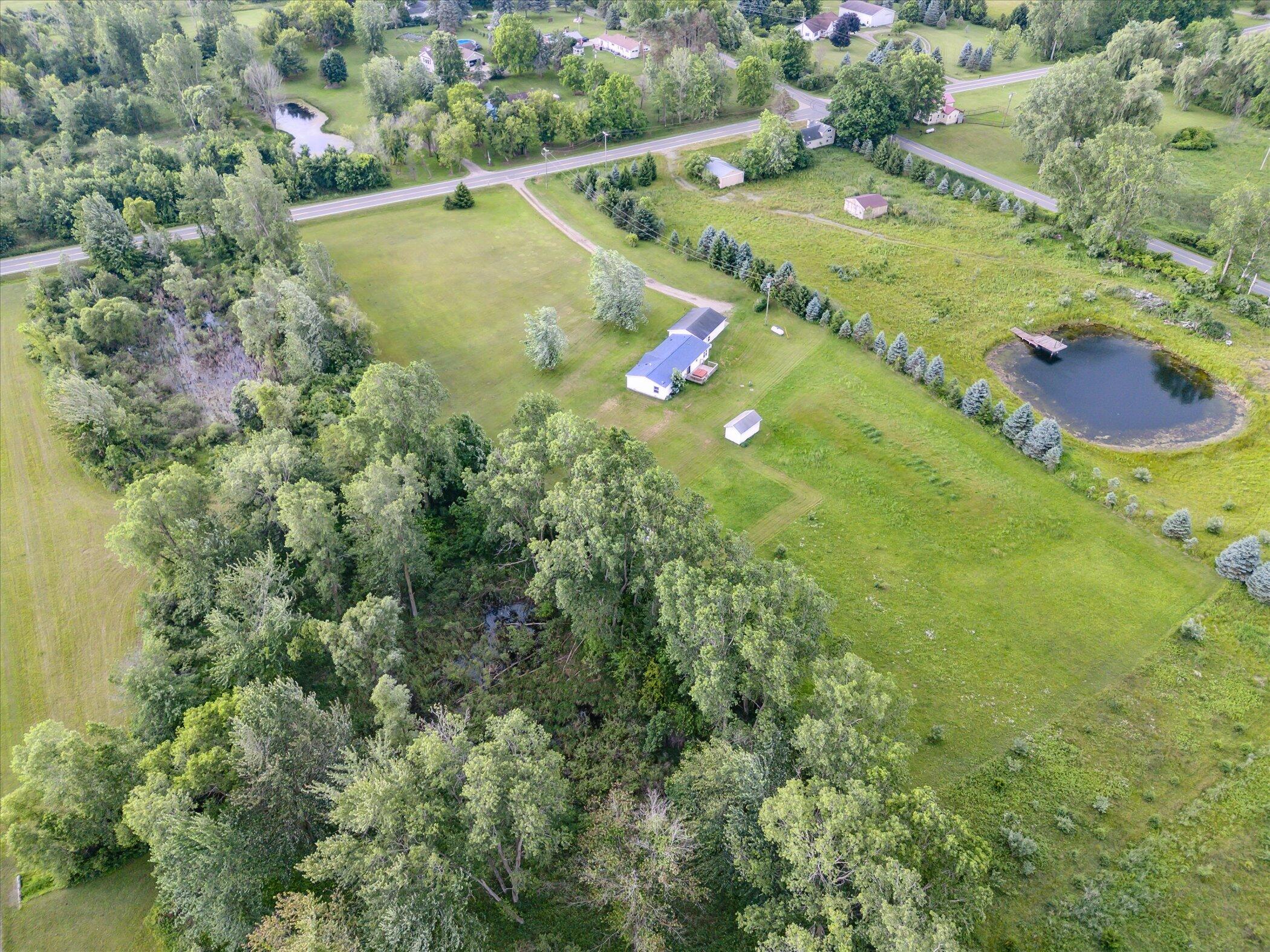4767 East Haslett Road Perry, MI 48872 - Photo 23 of 27 4767 E Haslett Rd