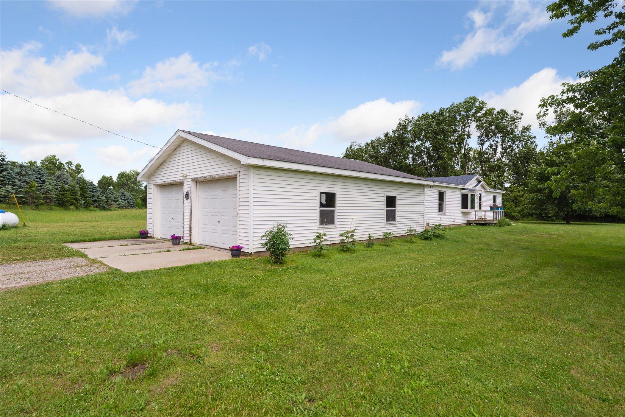 4767 East Haslett Road Perry, MI 48872 - Photo 27 of 27 4767 E Haslett Rd