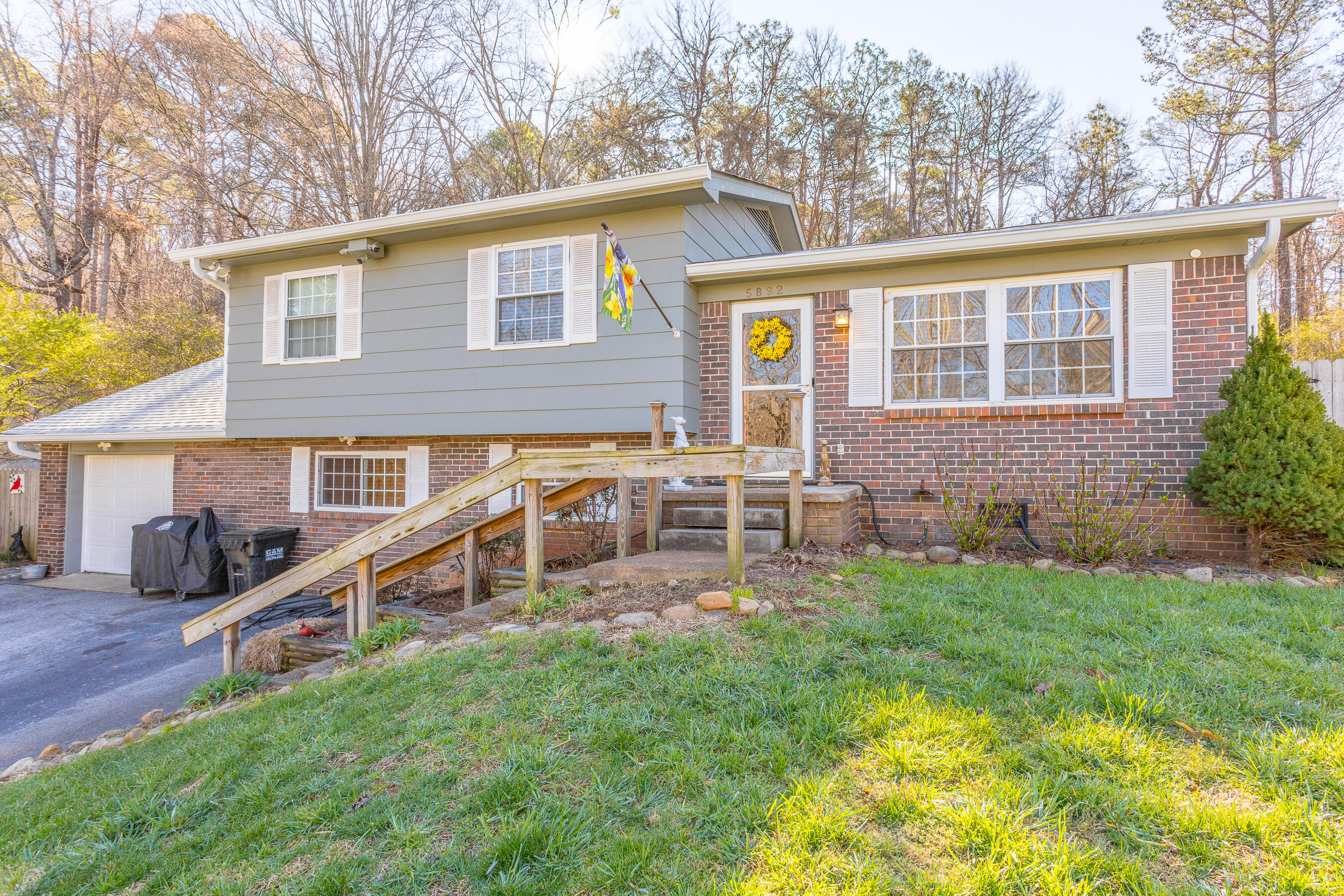 5892 Stonewall Drive HD-5