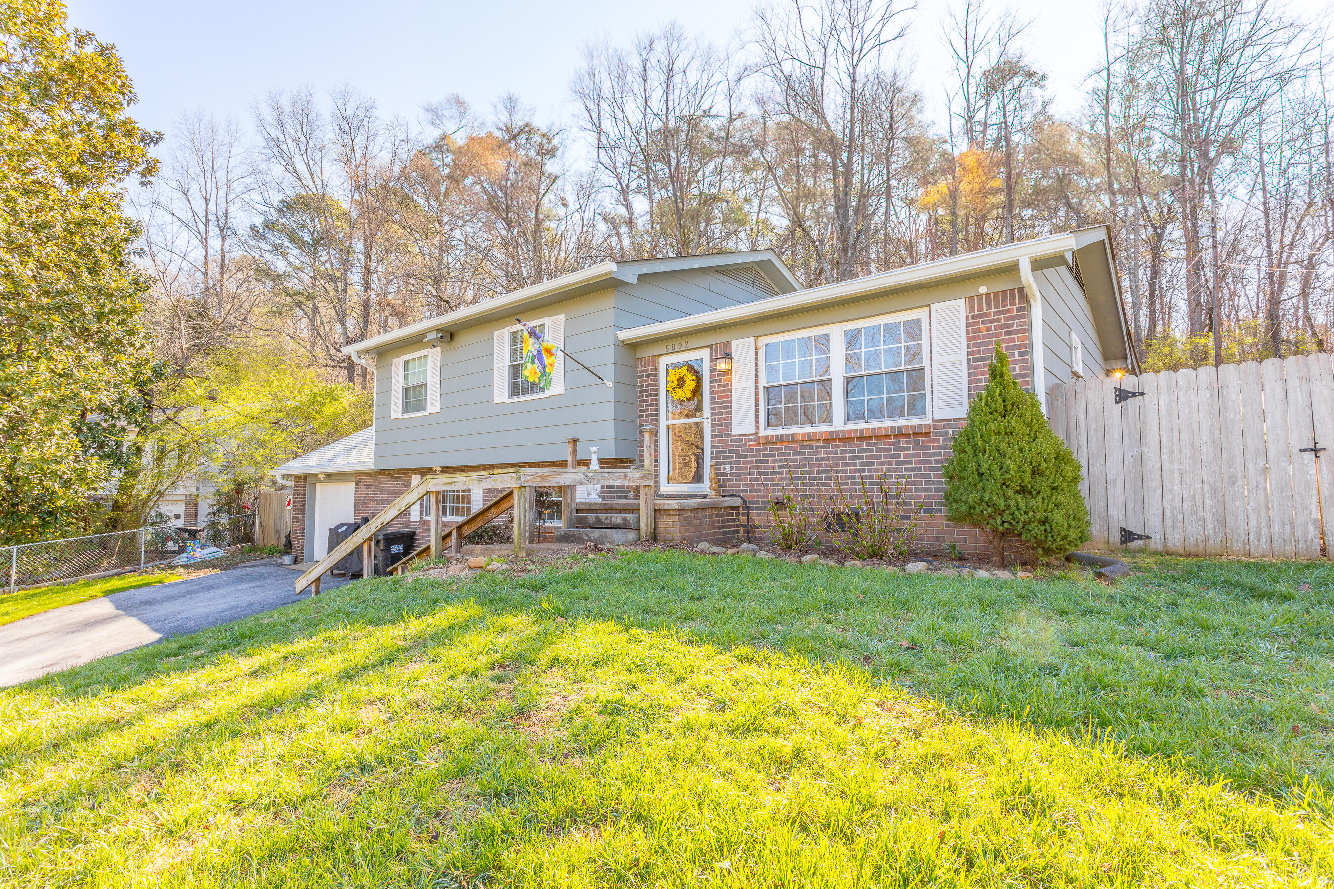 5892 Stonewall Drive Harrison, TN 37341 - Photo 3 of 38 5892 Stonewall Drive HD-4