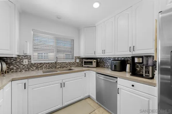 $3,500 | 88 4th Avenue, Unit 7, Chula Vista, CA 91910