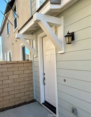 $1,995 | 30384 Waterline Drive, Menifee, CA 92584