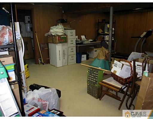 140 Fern Road East Brunswick, NJ 08816 - Photo 23 of 25 Gallery Image 23