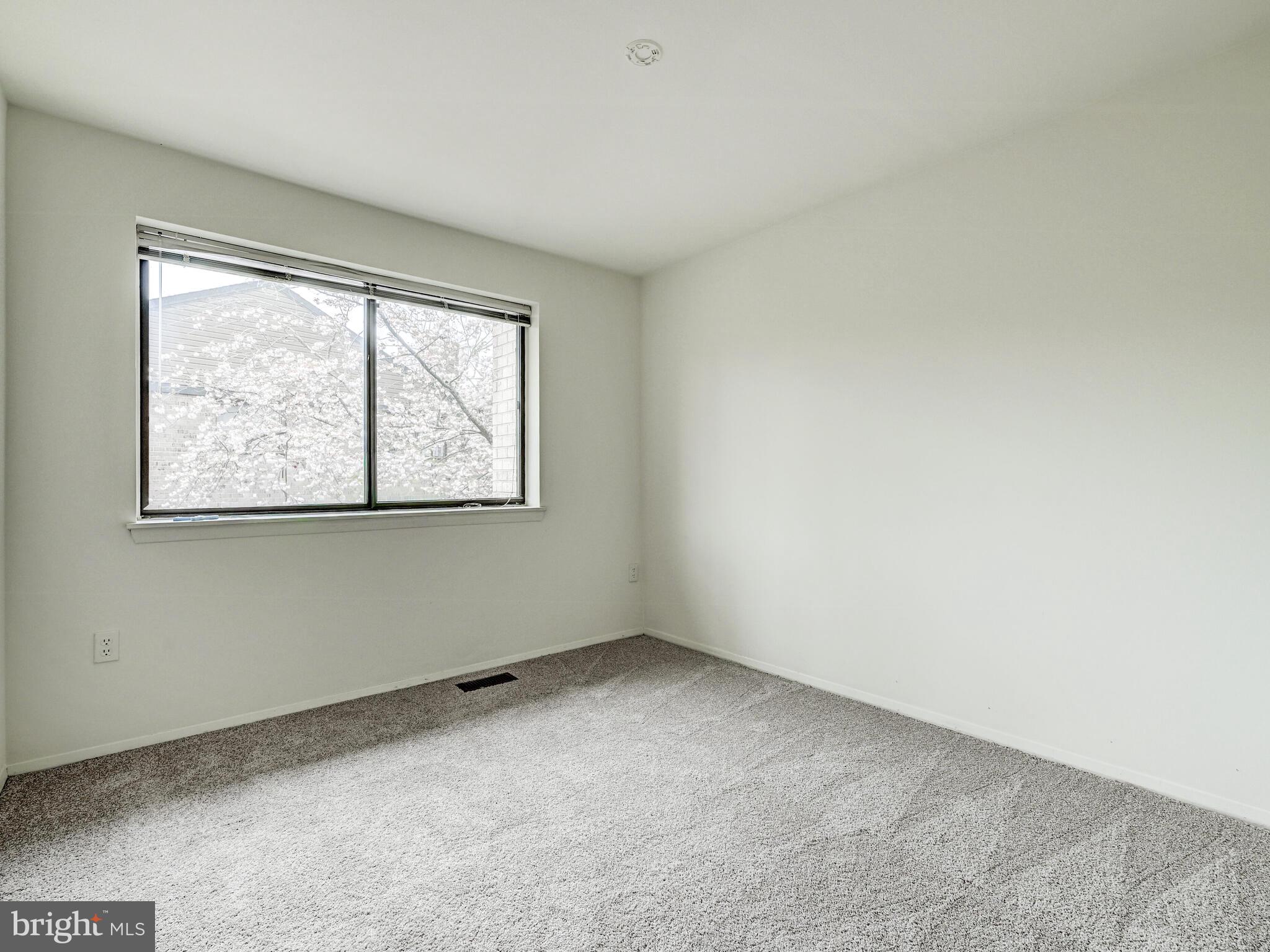 7230 Lasting Light Way Columbia, MD 21045 - Photo 13 of 27 SECOND BEDROOM