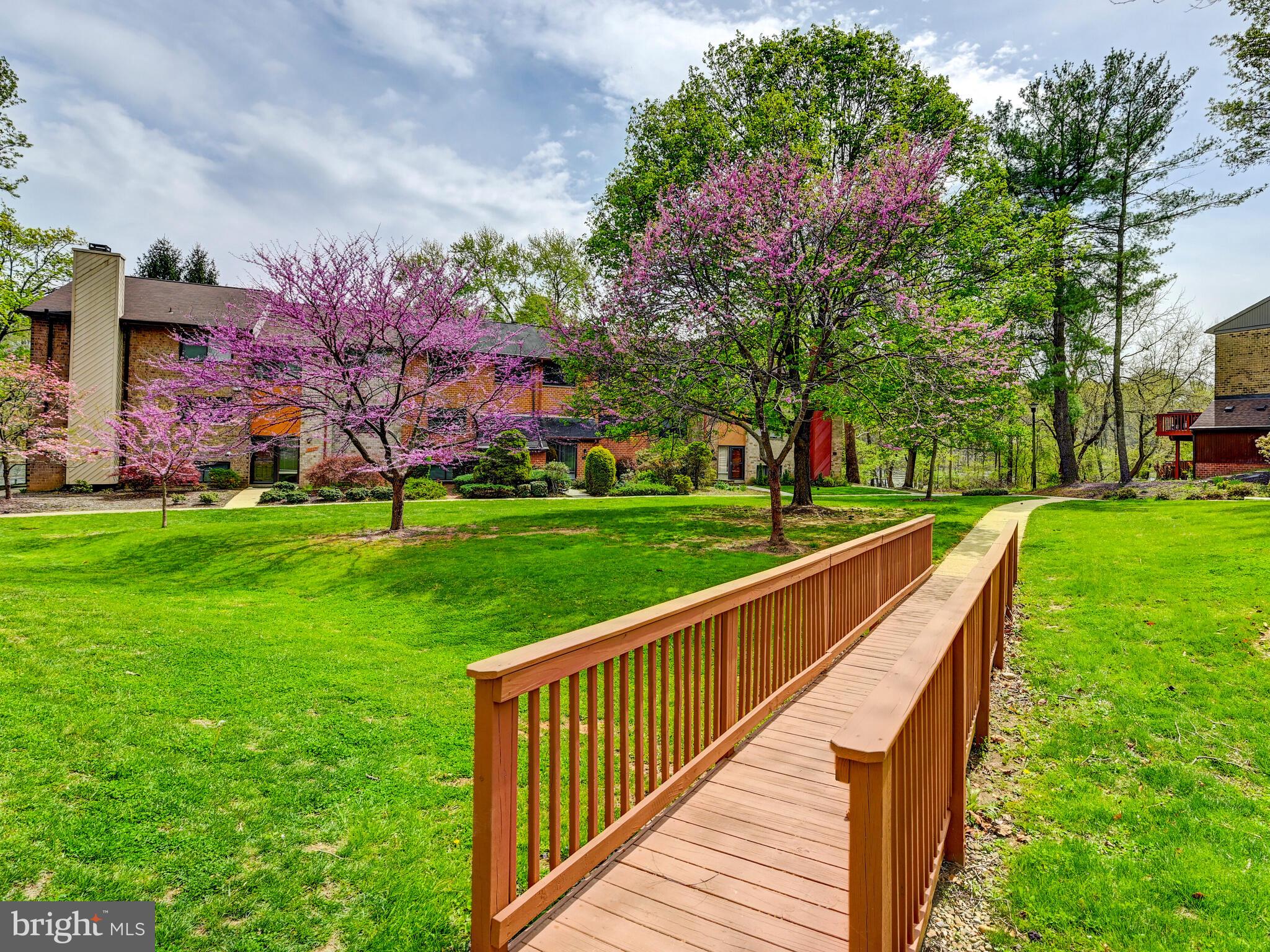 7230 Lasting Light Way Columbia, MD 21045 - Photo 24 of 27 BEAUTIFUL WALKING PATHS
