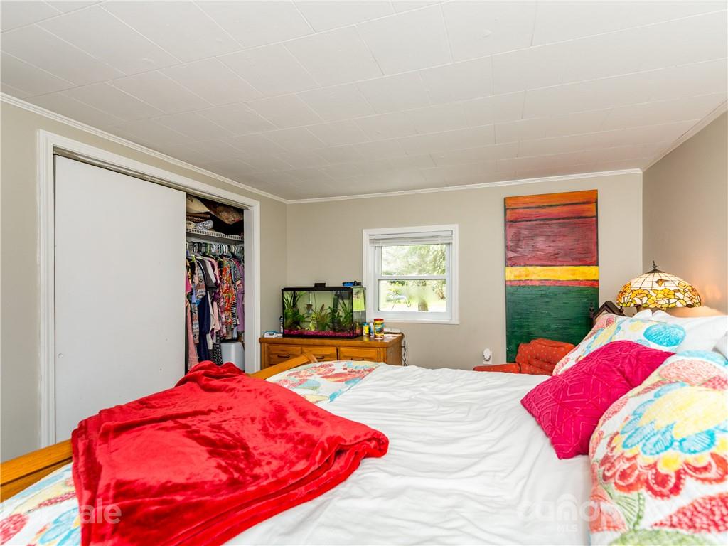 276 Justice Ridge Road Candler, NC 28715 - Photo 26 of 48 Gallery Image 26