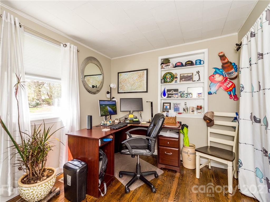 276 Justice Ridge Road Candler, NC 28715 - Photo 28 of 48 Gallery Image 28