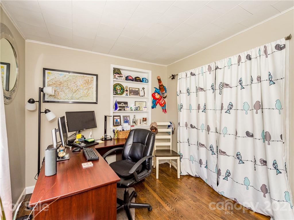 276 Justice Ridge Road Candler, NC 28715 - Photo 29 of 48 Gallery Image 29