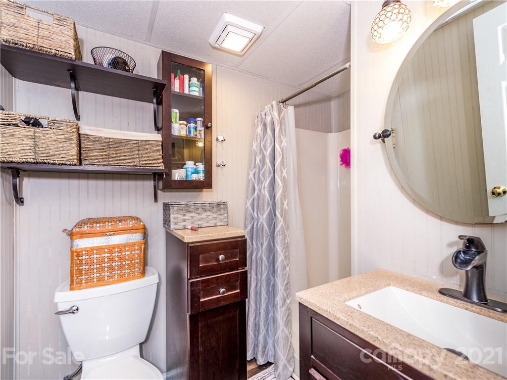276 Justice Ridge Road Candler, NC 28715 - Photo 38 of 48 Gallery Image 38