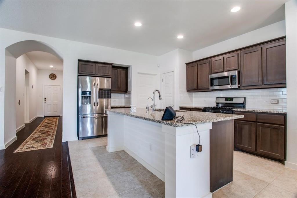 1905 Ranch Trail Road Aubrey, TX 76227 - Photo 3 of 14