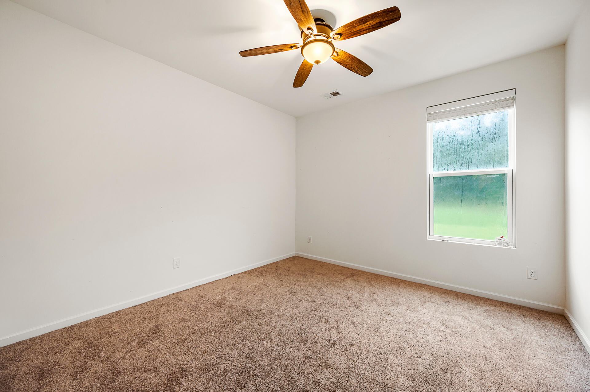 197 Meadow Wood Road Summerville, SC 29486 - Photo 12 of 28 197MeadowWood-13