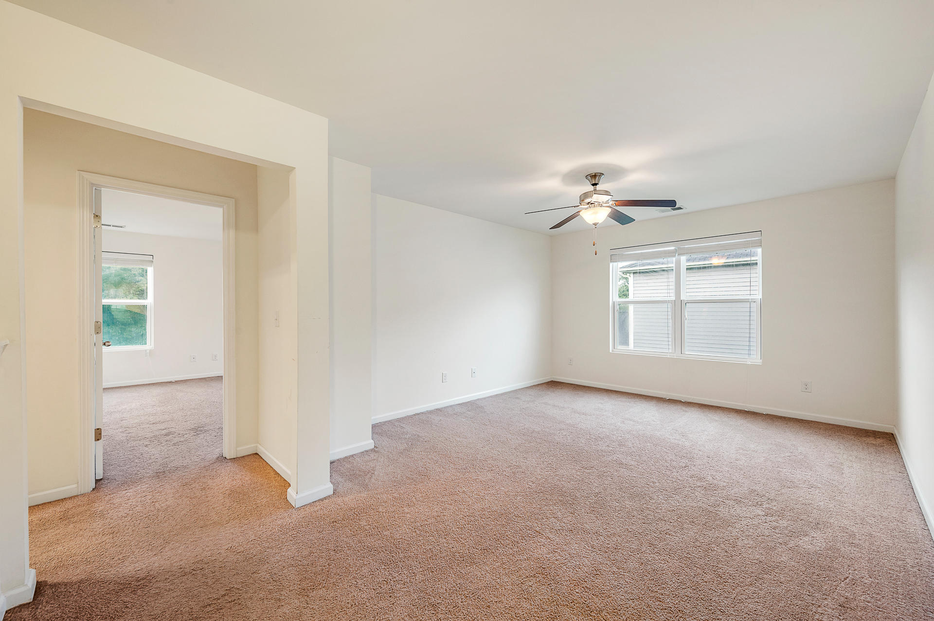 197 Meadow Wood Road Summerville, SC 29486 - Photo 14 of 28 197MeadowWood-15