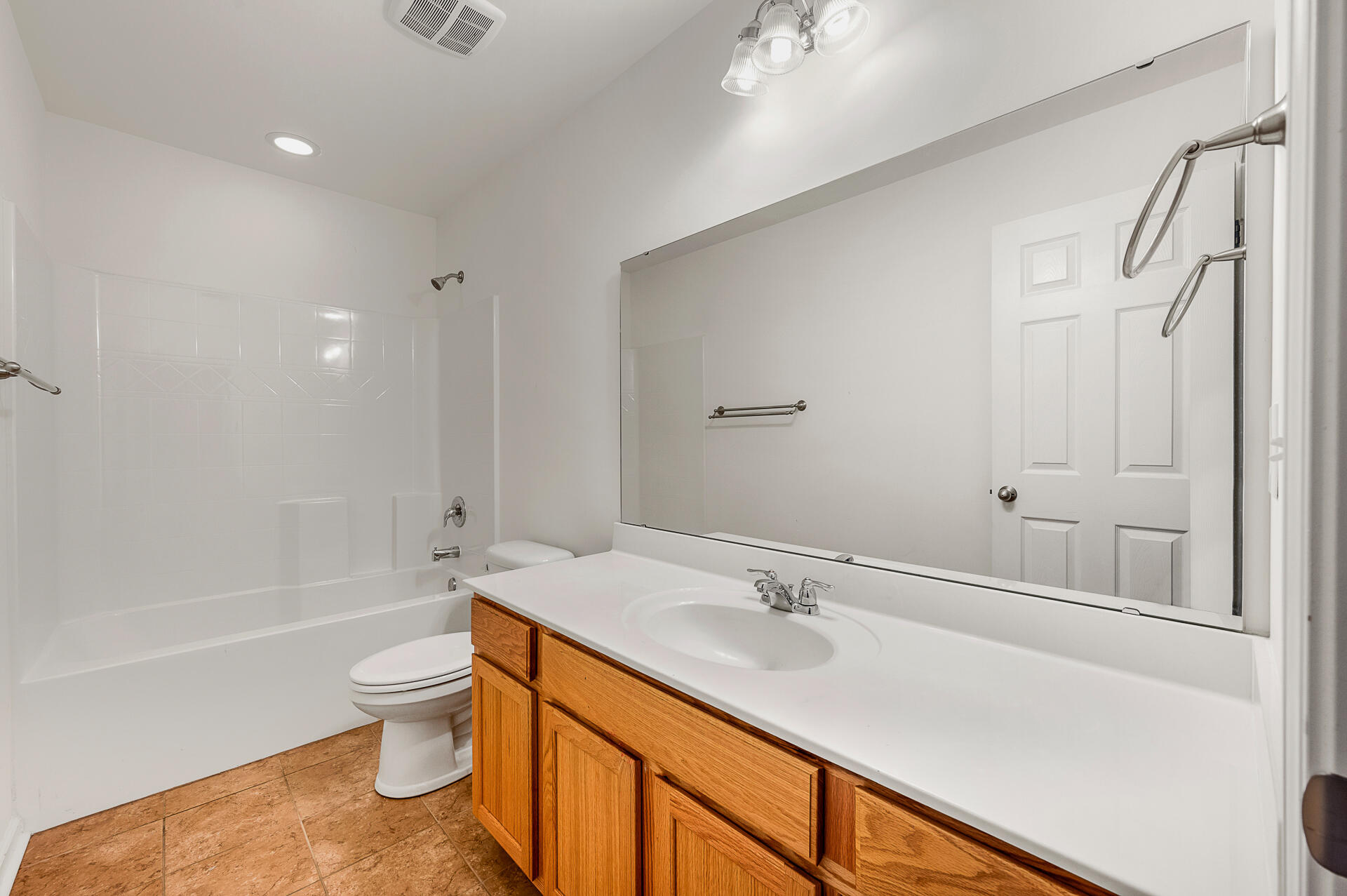 197 Meadow Wood Road Summerville, SC 29486 - Photo 21 of 28 197MeadowWood-22