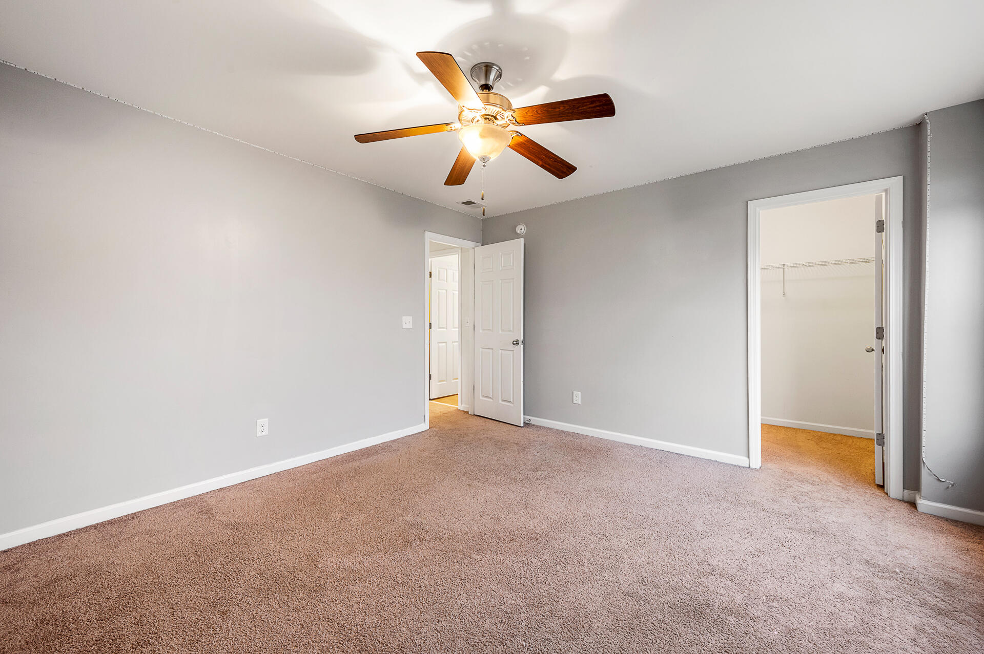 197 Meadow Wood Road Summerville, SC 29486 - Photo 23 of 28 197MeadowWood-24