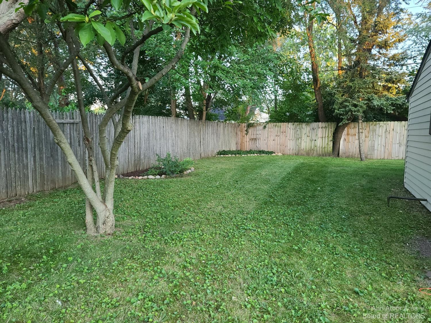 1336 Rambling Road Ypsilanti, MI 48198 - Photo 21 of 31 Photo 21