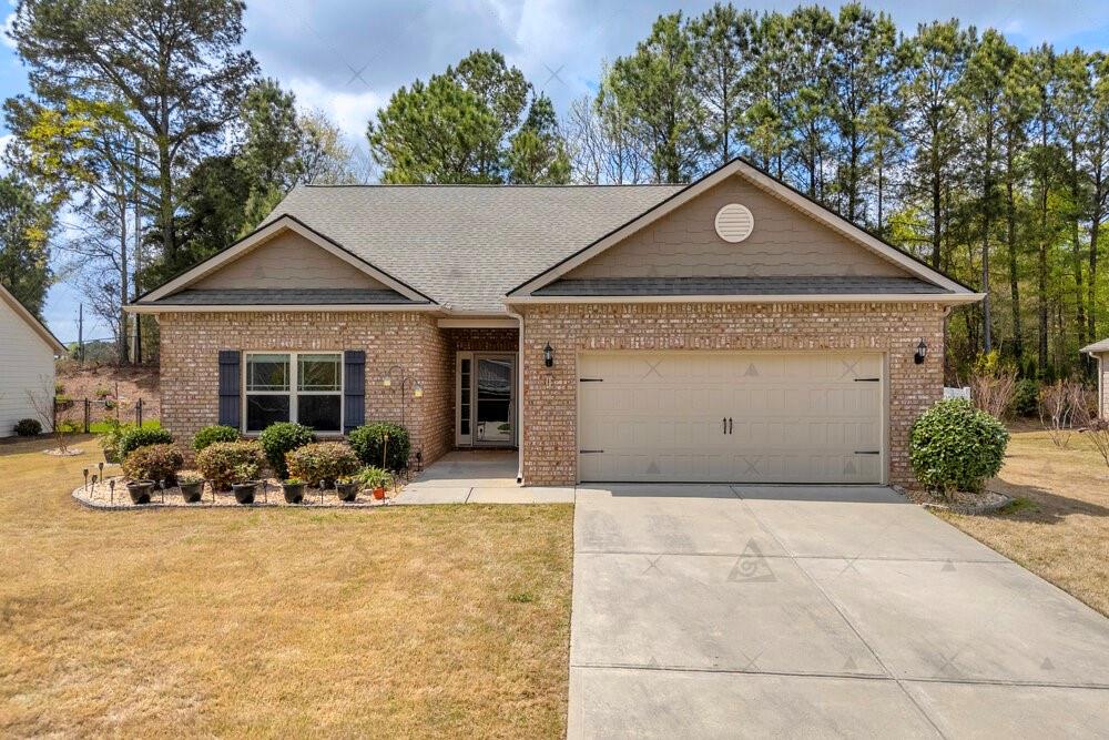 825 Hidden Hollow Circle Commerce, GA 30529 - Photo 2 of 39