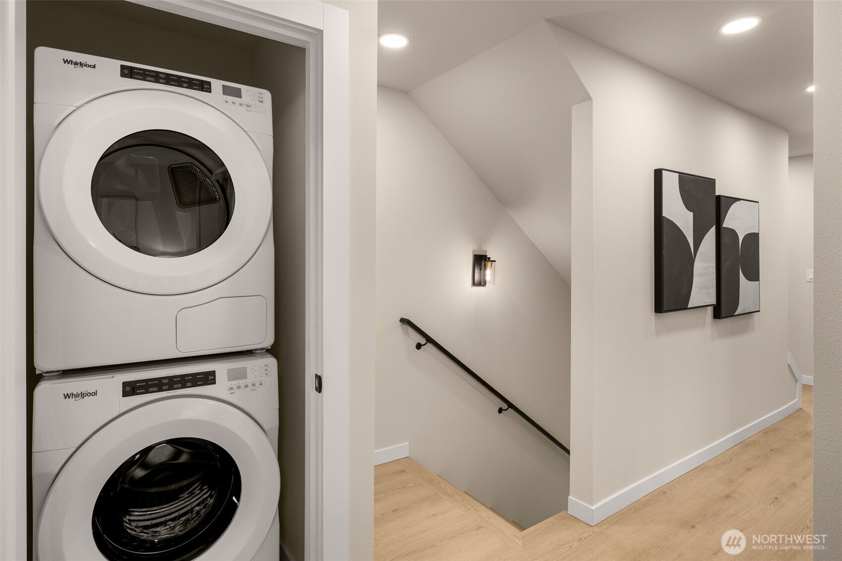 1012 Northeast 70th Street Seattle, WA 98115 - Photo 21 of 34