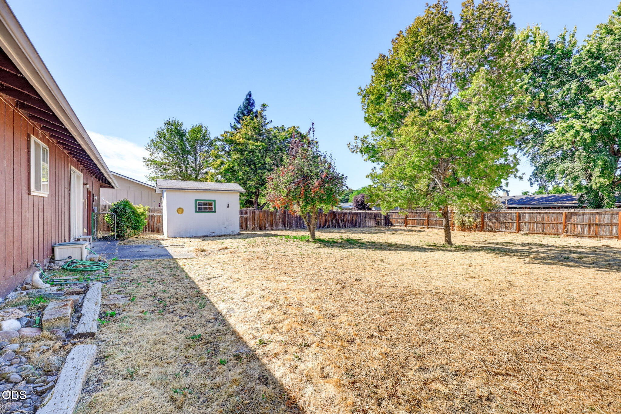 520 Elm Way Eagle Point, OR 97524 - Photo 18 of 23 Gallery Image 18