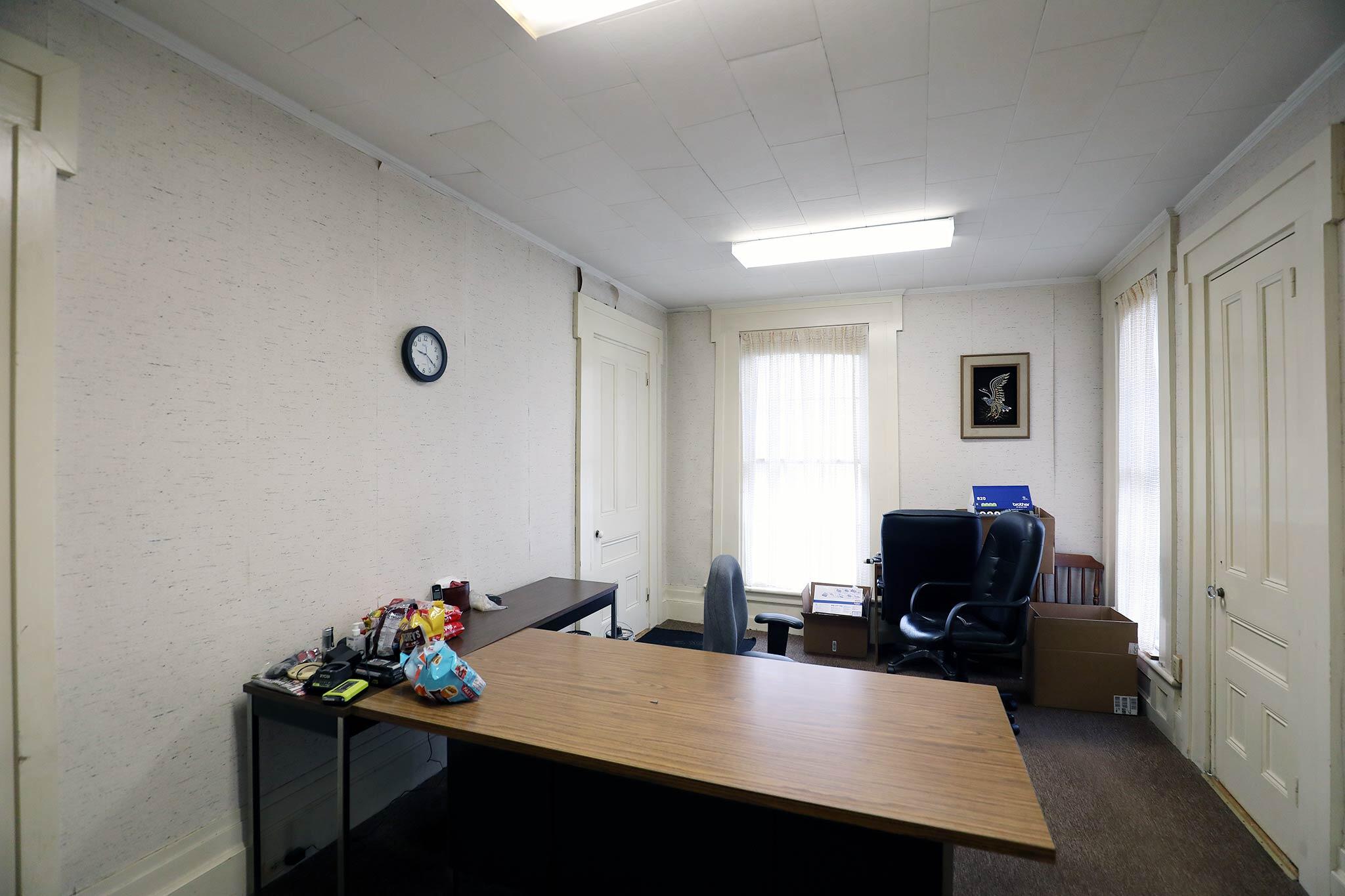 64 State Street Augusta, ME 04330 - Photo 15 of 37 CP5A7327_law