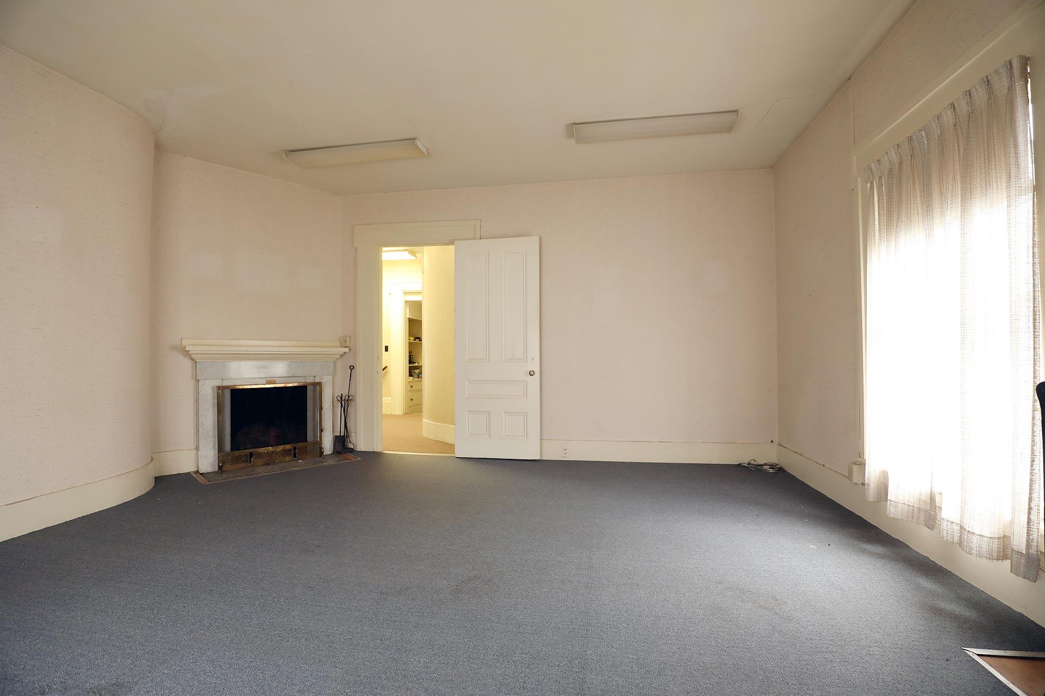 64 State Street Augusta, ME 04330 - Photo 28 of 37 CP5A7373_law