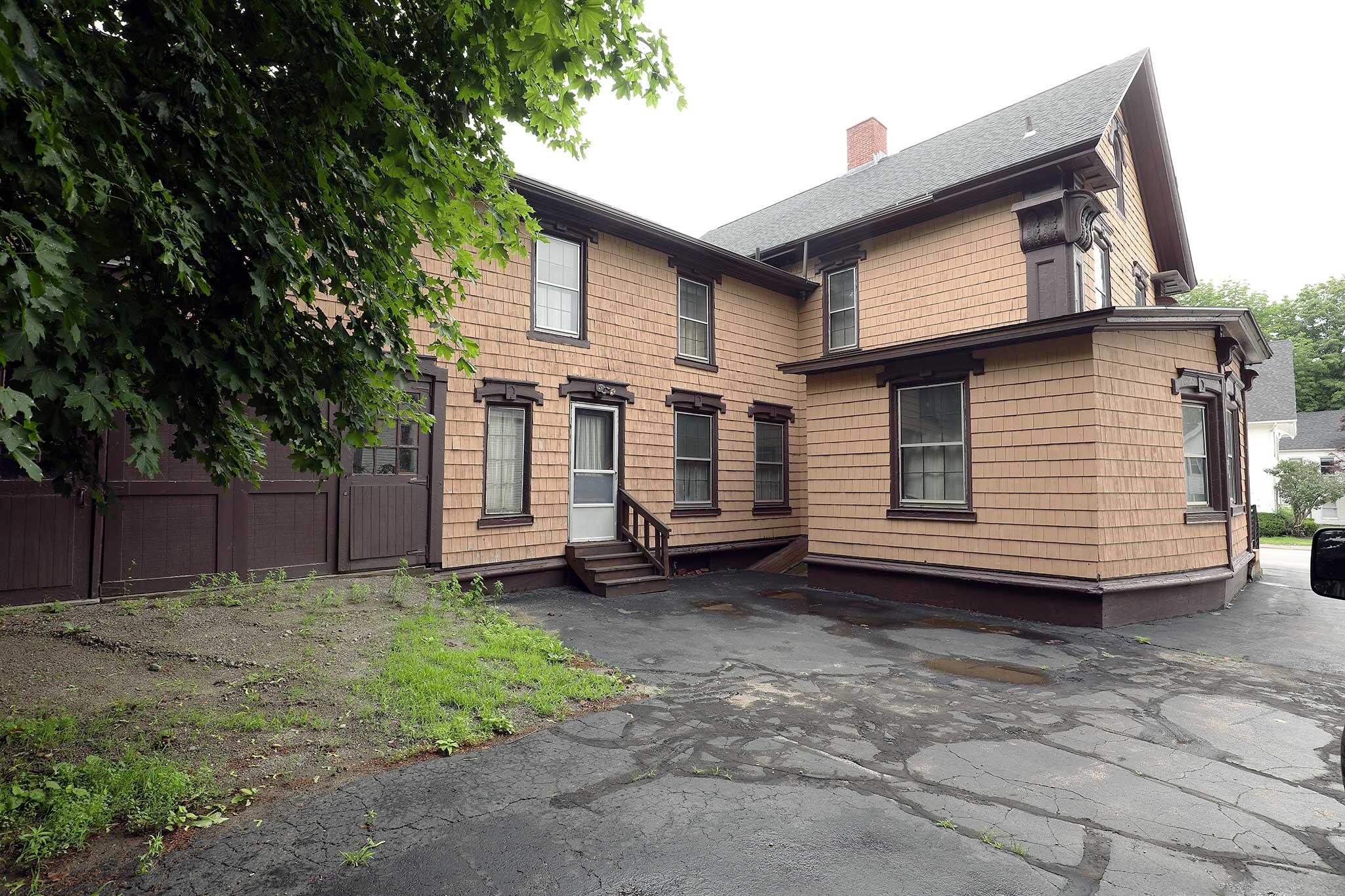 64 State Street Augusta, ME 04330 - Photo 6 of 37 6