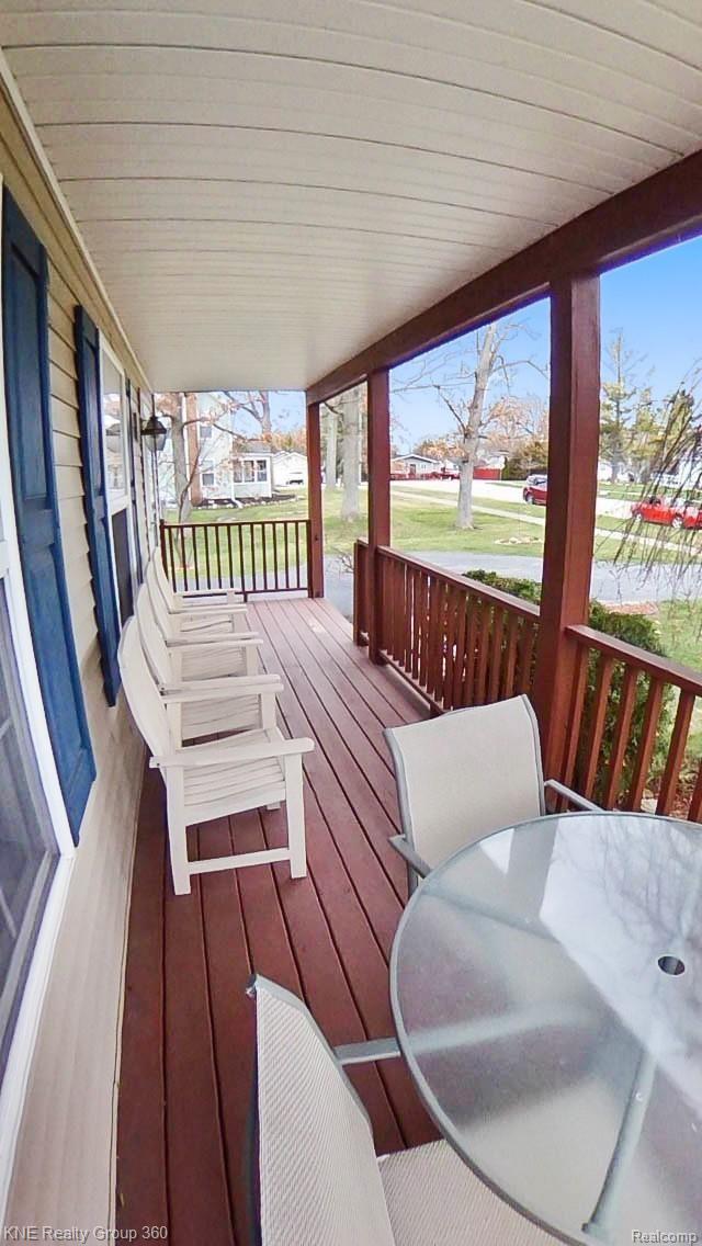 720 Brower Road Fowlerville, MI 48836 - Photo 3 of 38 720_brower-36.jpg