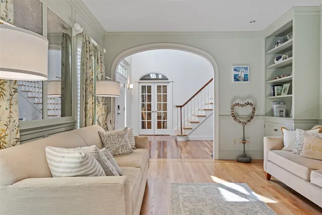 $1,975,000 | 7 Hunter Drive, Hampton, NH 03842