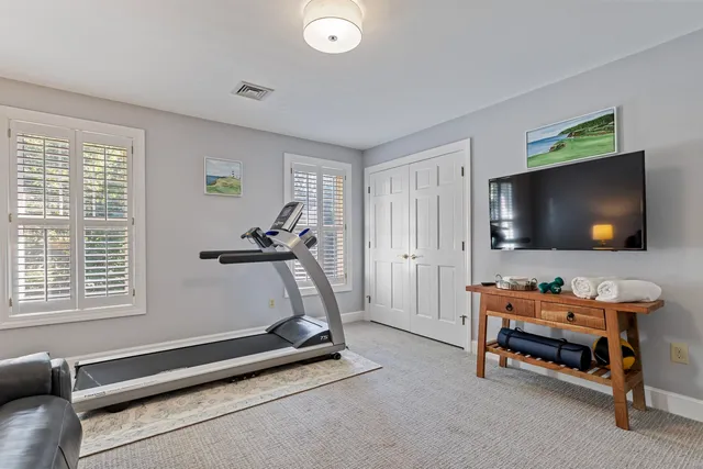 $1,975,000 | 7 Hunter Drive, Hampton, NH 03842