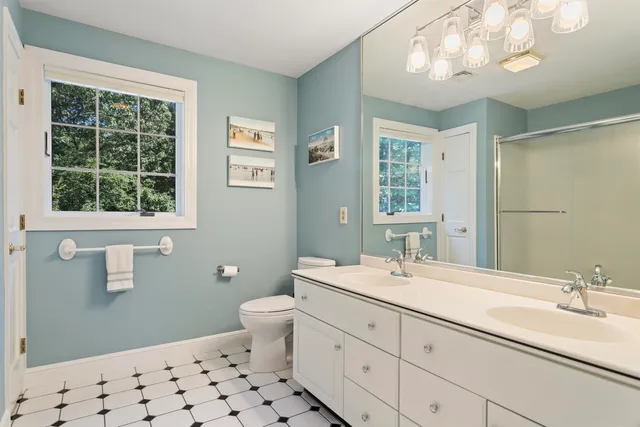 $1,975,000 | 7 Hunter Drive, Hampton, NH 03842