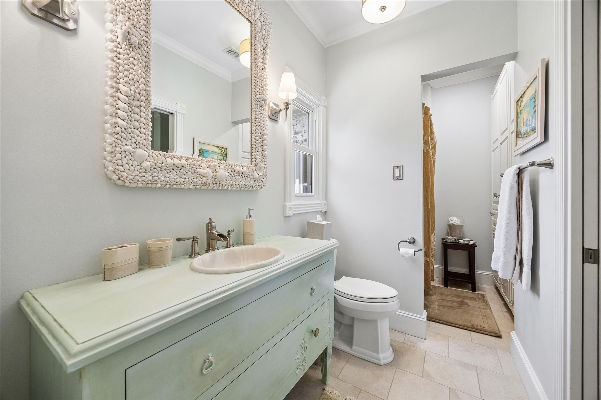 597 Piney Point Road Piney Point Village, TX 77024 - Photo 29 of 39 Guest Bathroom 4.