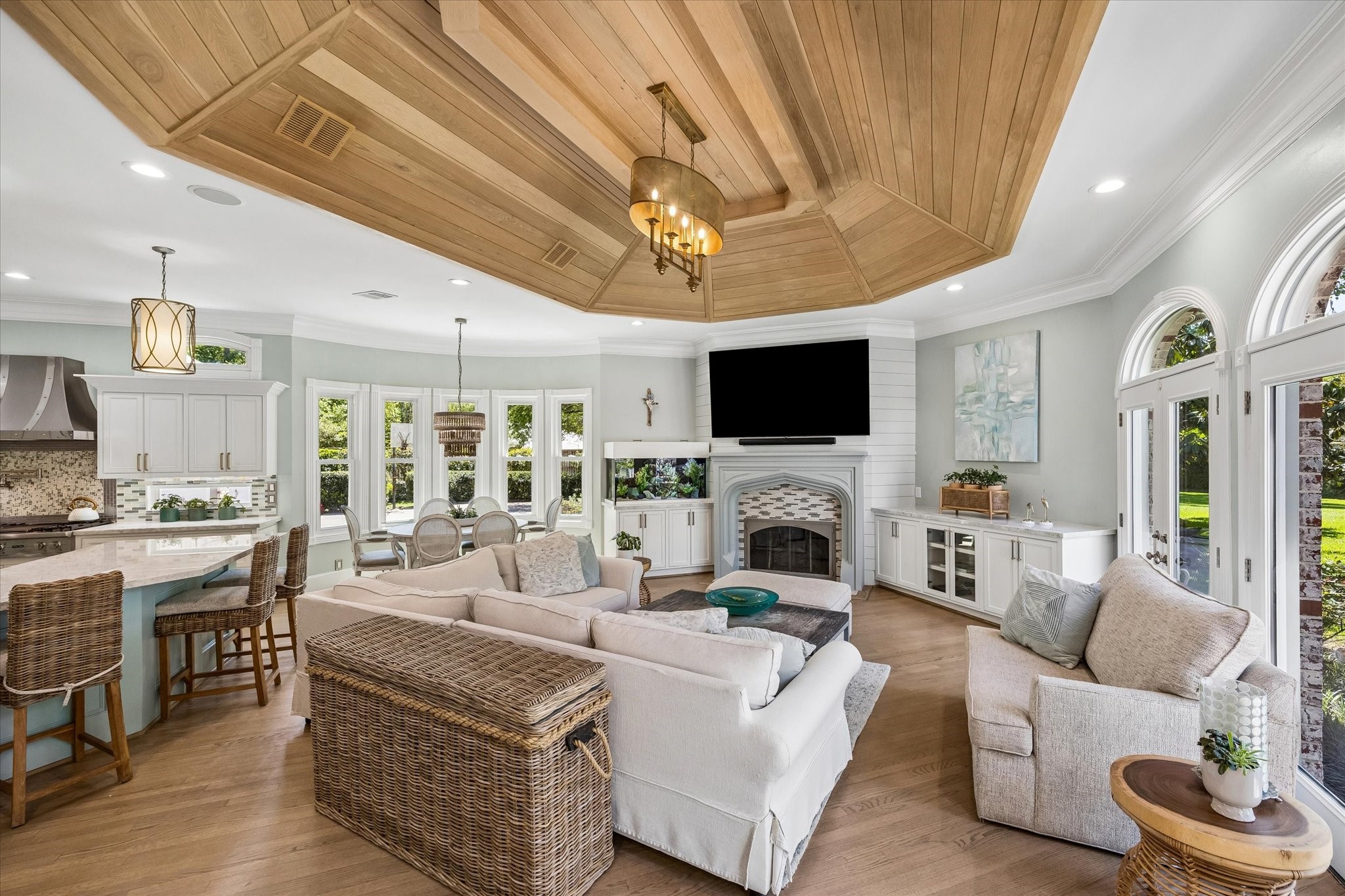 597 Piney Point Road Piney Point Village, TX 77024 - Photo 9 of 39 Family room open to kitchen and breakfast room.