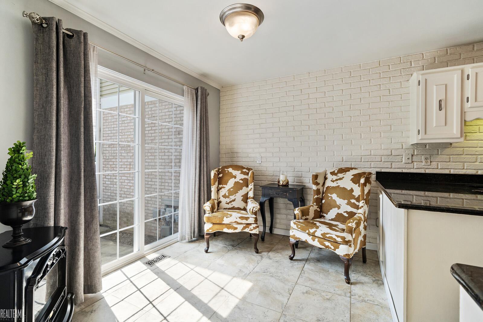 1285 Lamplighter Lane Rochester Hills, MI 48306 - Photo 11 of 39