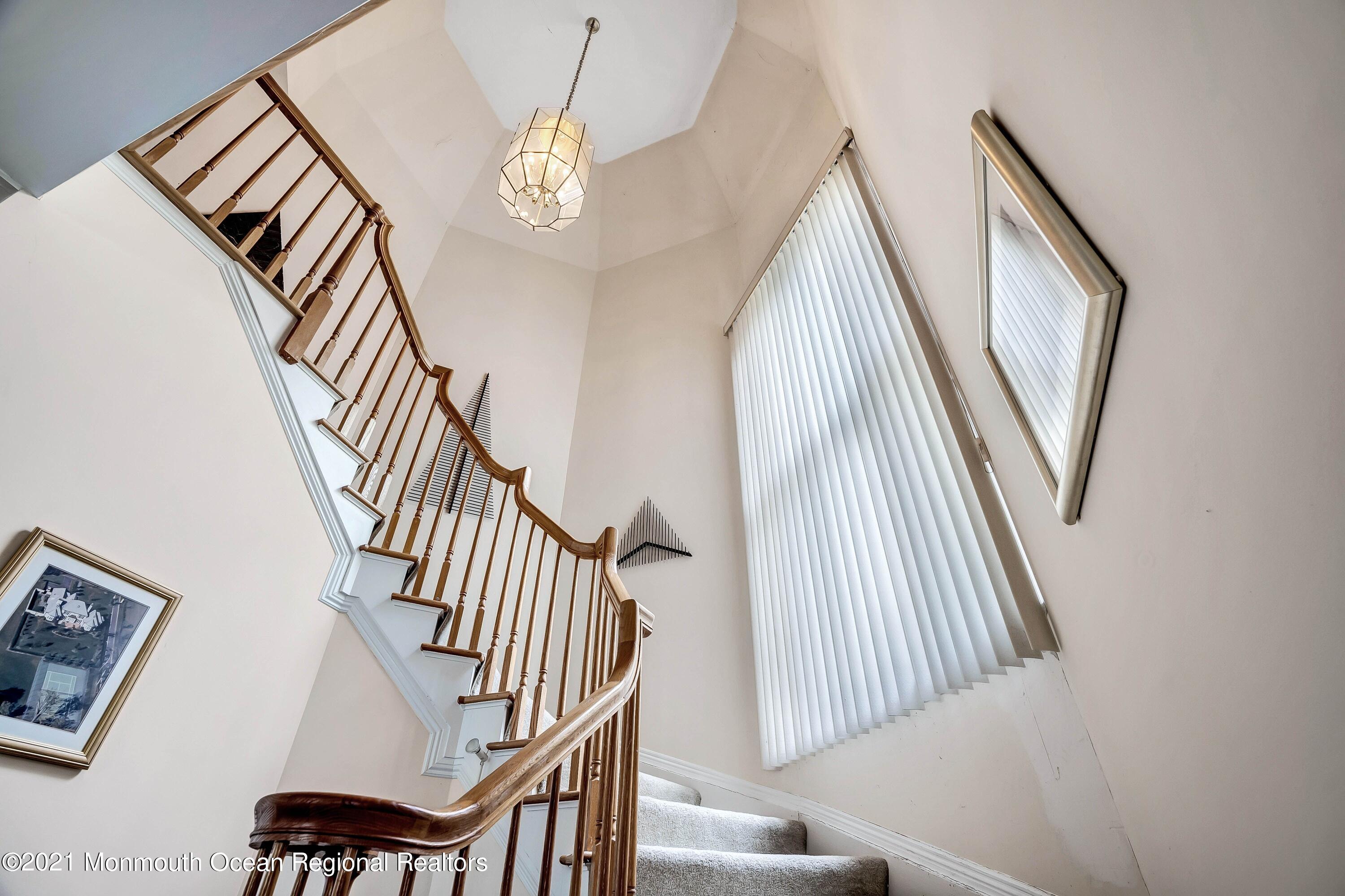 39 Bruns Road West Allenhurst, NJ 07711 - Photo 14 of 29 Staircase