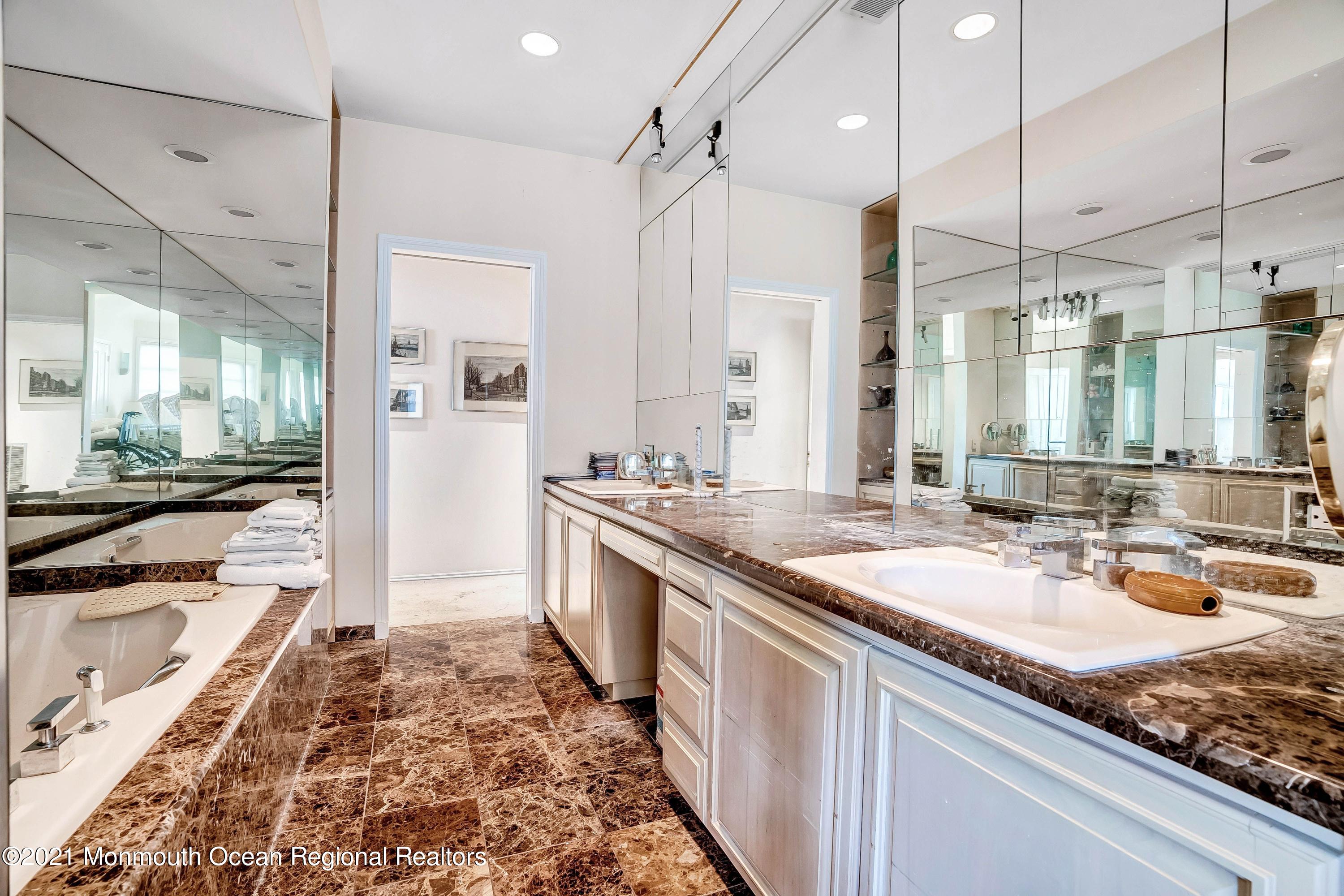 39 Bruns Road West Allenhurst, NJ 07711 - Photo 17 of 29 Master Bath