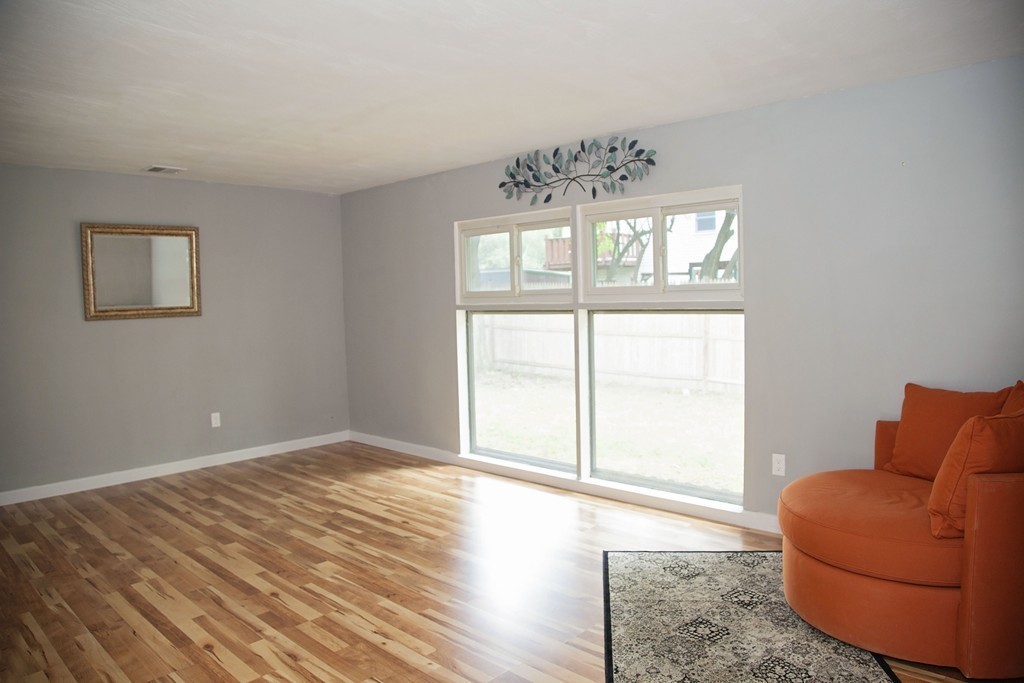 8 Louis Road Framingham, MA 01702 - Photo 8 of 17 Gallery Image 8