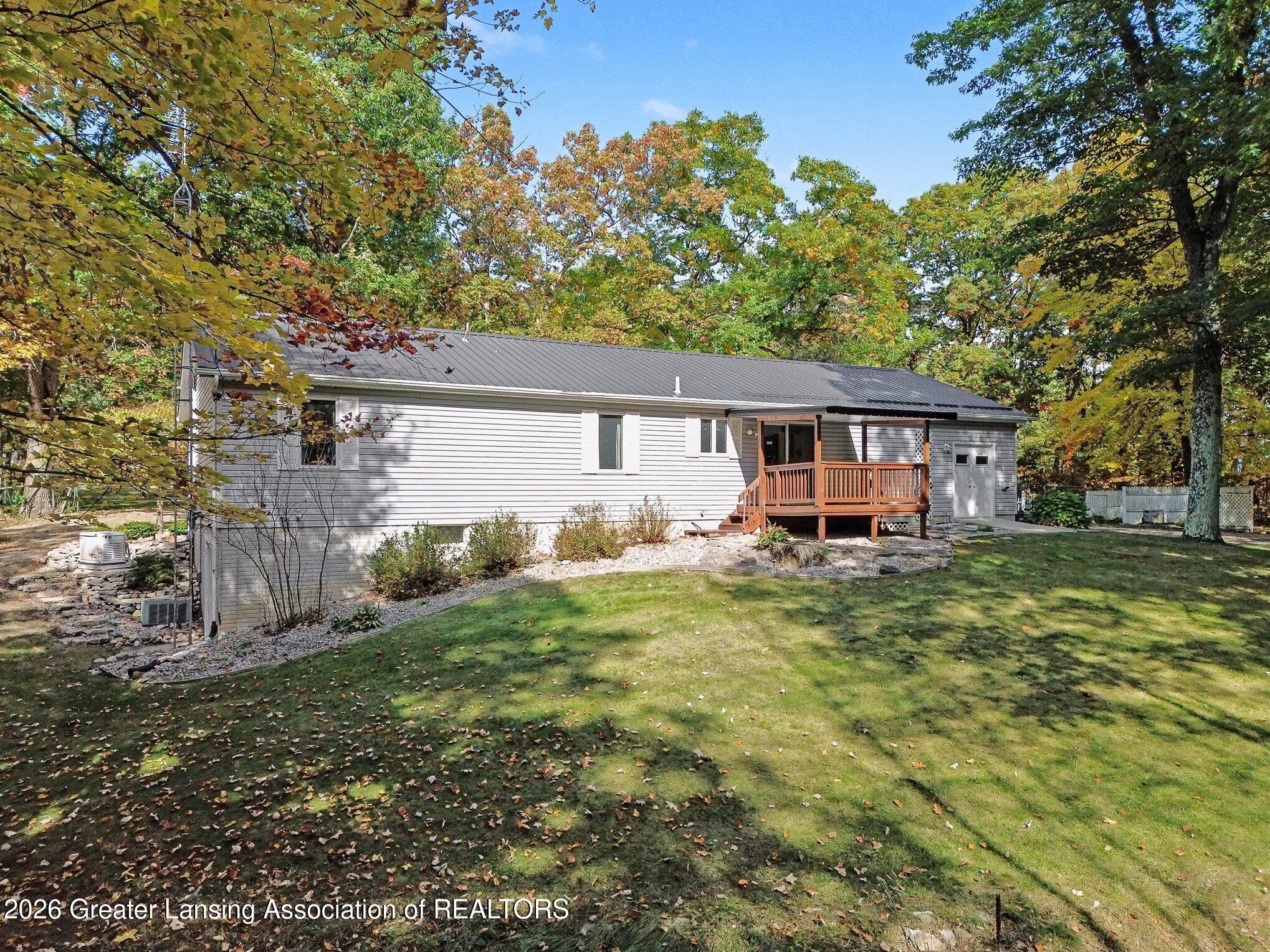 3230 East Mannsiding Road Harrison, MI 48625 - Photo 33 of 48 046_file_1140