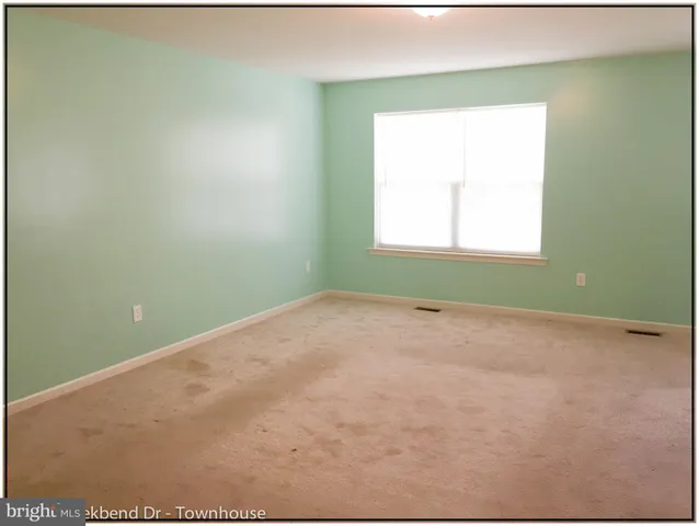 $284,900 | 6438 Creekbend Drive, Mechanicsburg, PA 17050