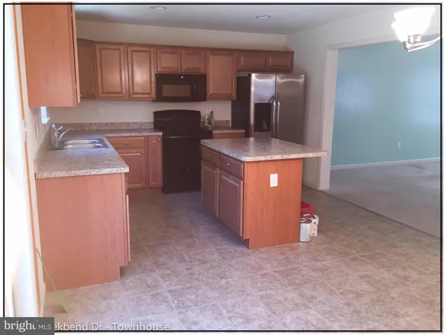 $284,900 | 6438 Creekbend Drive, Mechanicsburg, PA 17050