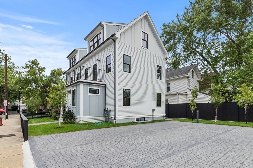 2 Appleton Street, Unit 2 Somerville, MA 02144 - Photo 1 of 29