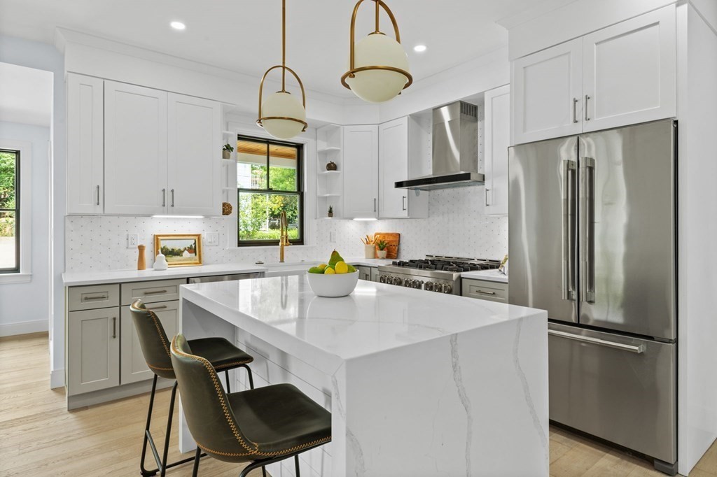 2 Appleton Street, Unit 2 Somerville, MA 02144 - Photo 5 of 29