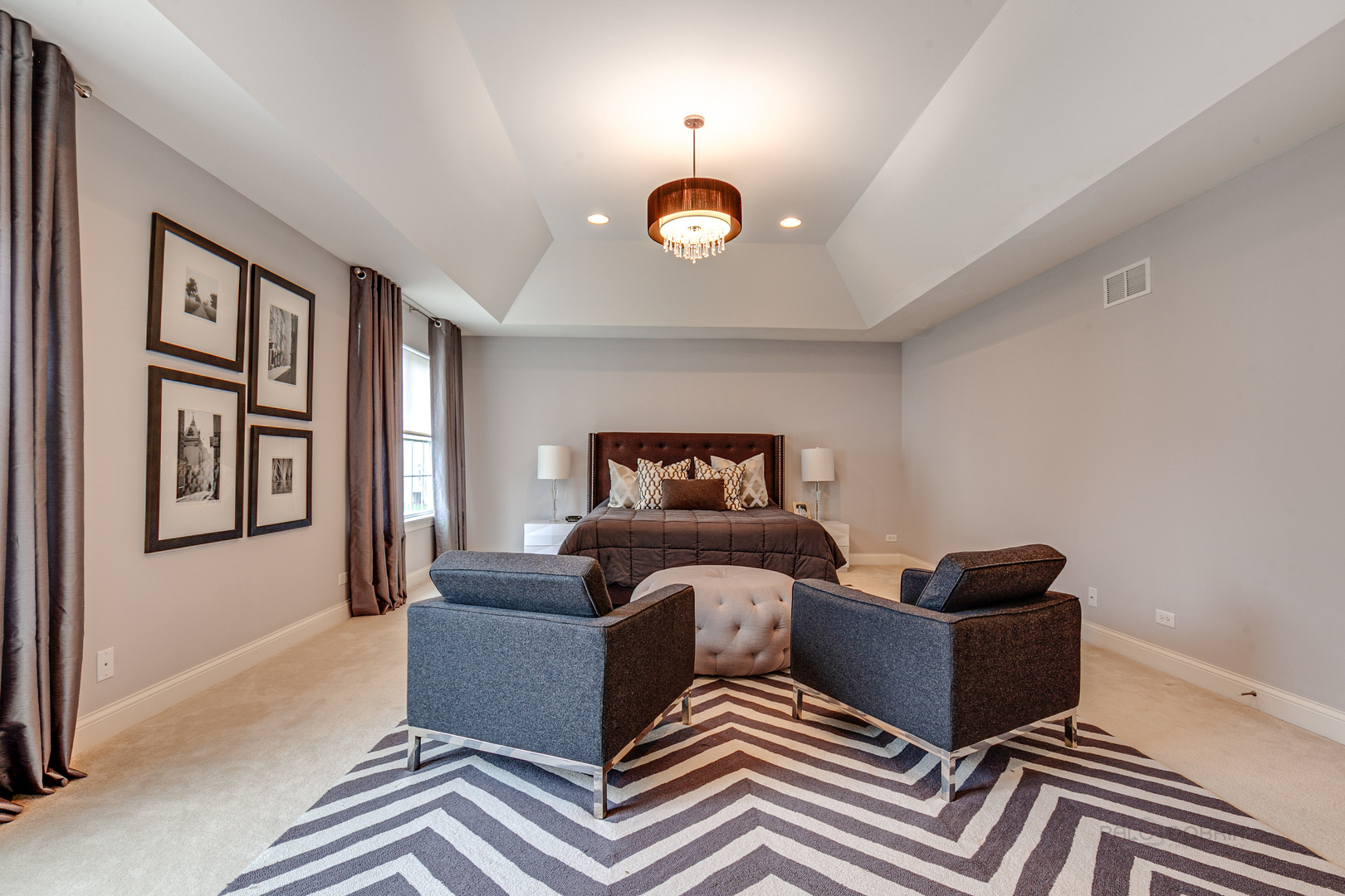 1120 Ashley Lane Inverness, IL 60010 - Photo 21 of 46 a living room with furniture