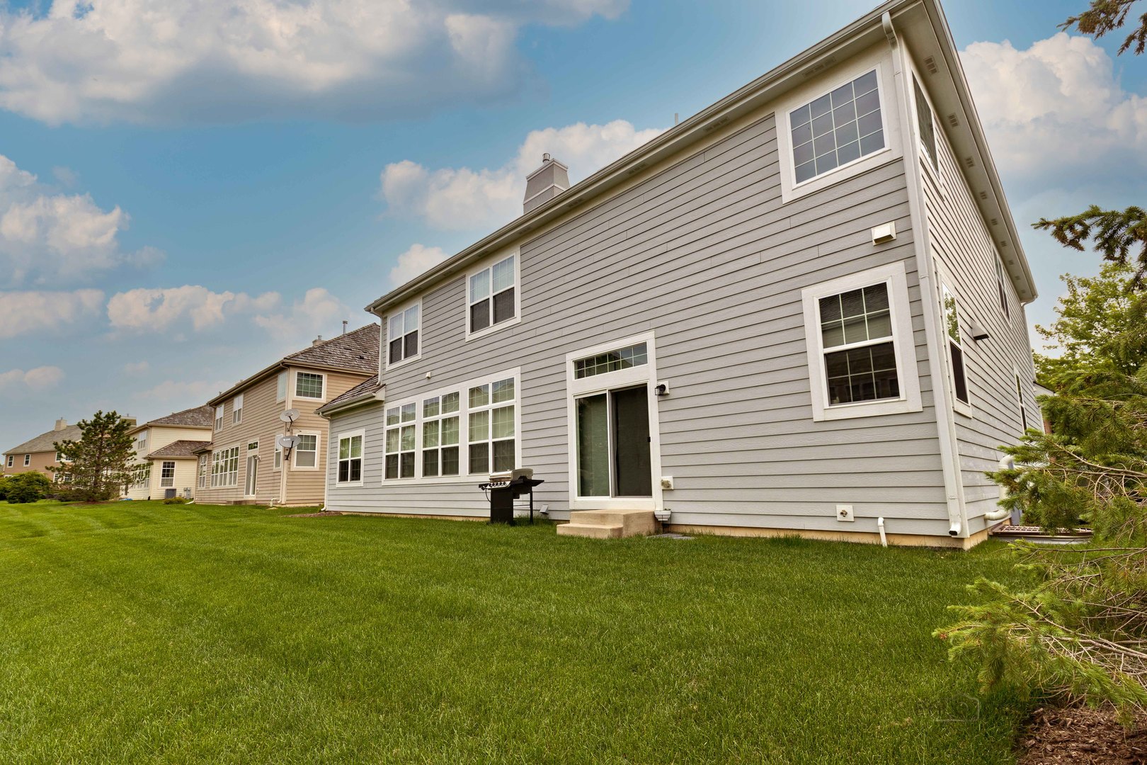 1120 Ashley Lane Inverness, IL 60010 - Photo 40 of 46 a view of a house with a yard