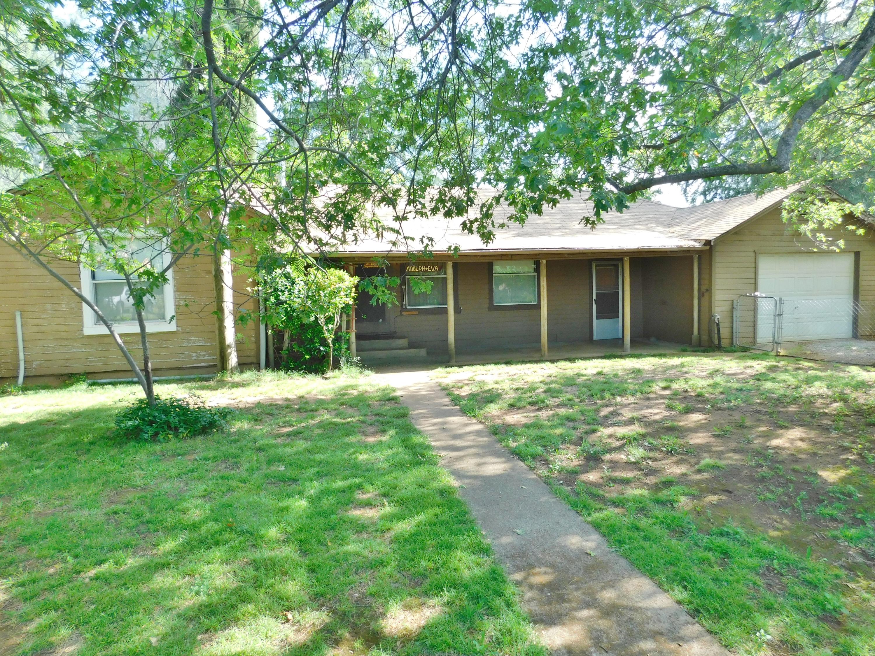 15671 Cloverdale Road Anderson, CA 96007 - Photo 1 of 25 Front
