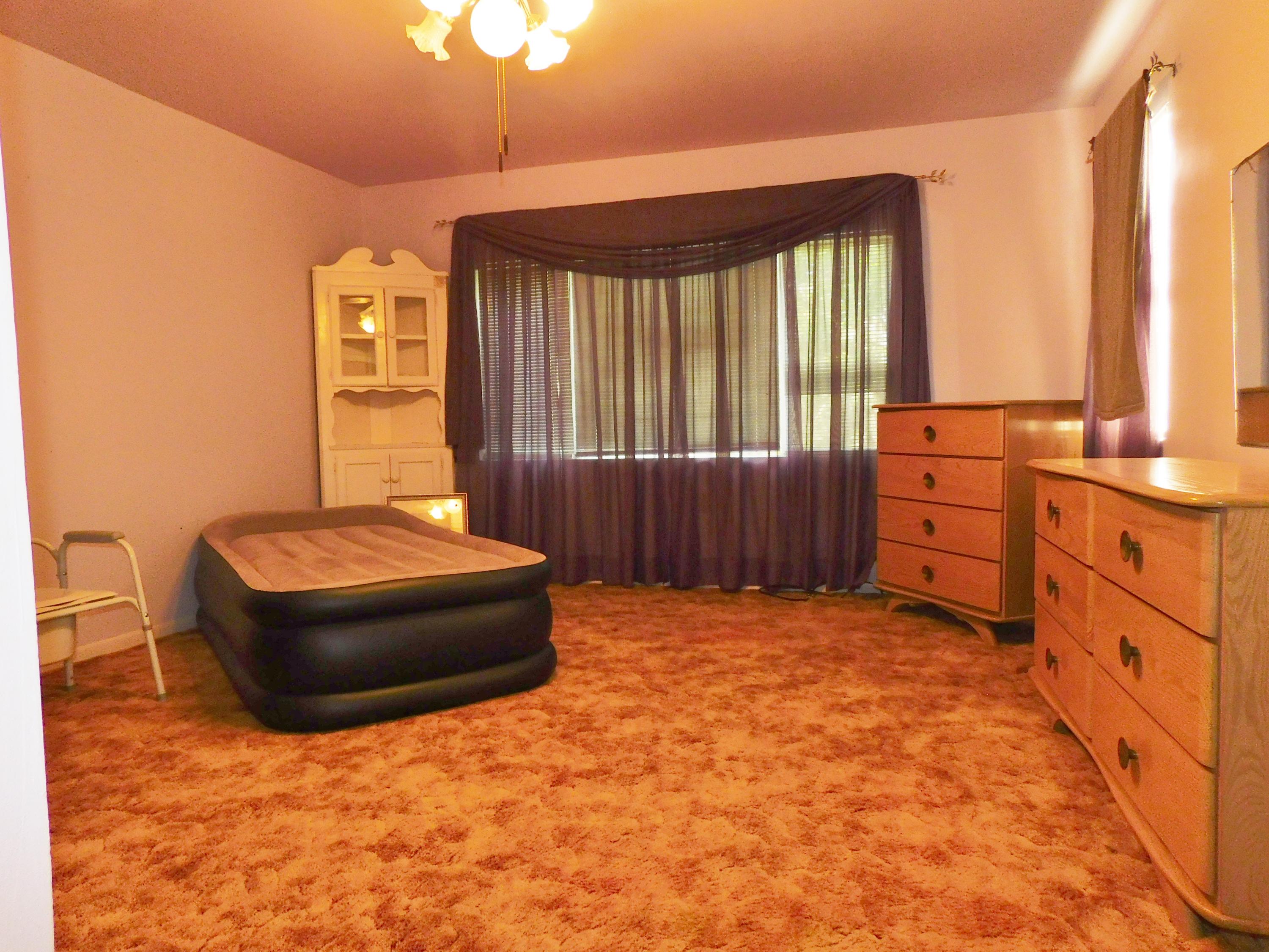 15671 Cloverdale Road Anderson, CA 96007 - Photo 11 of 25 Bedroom 3