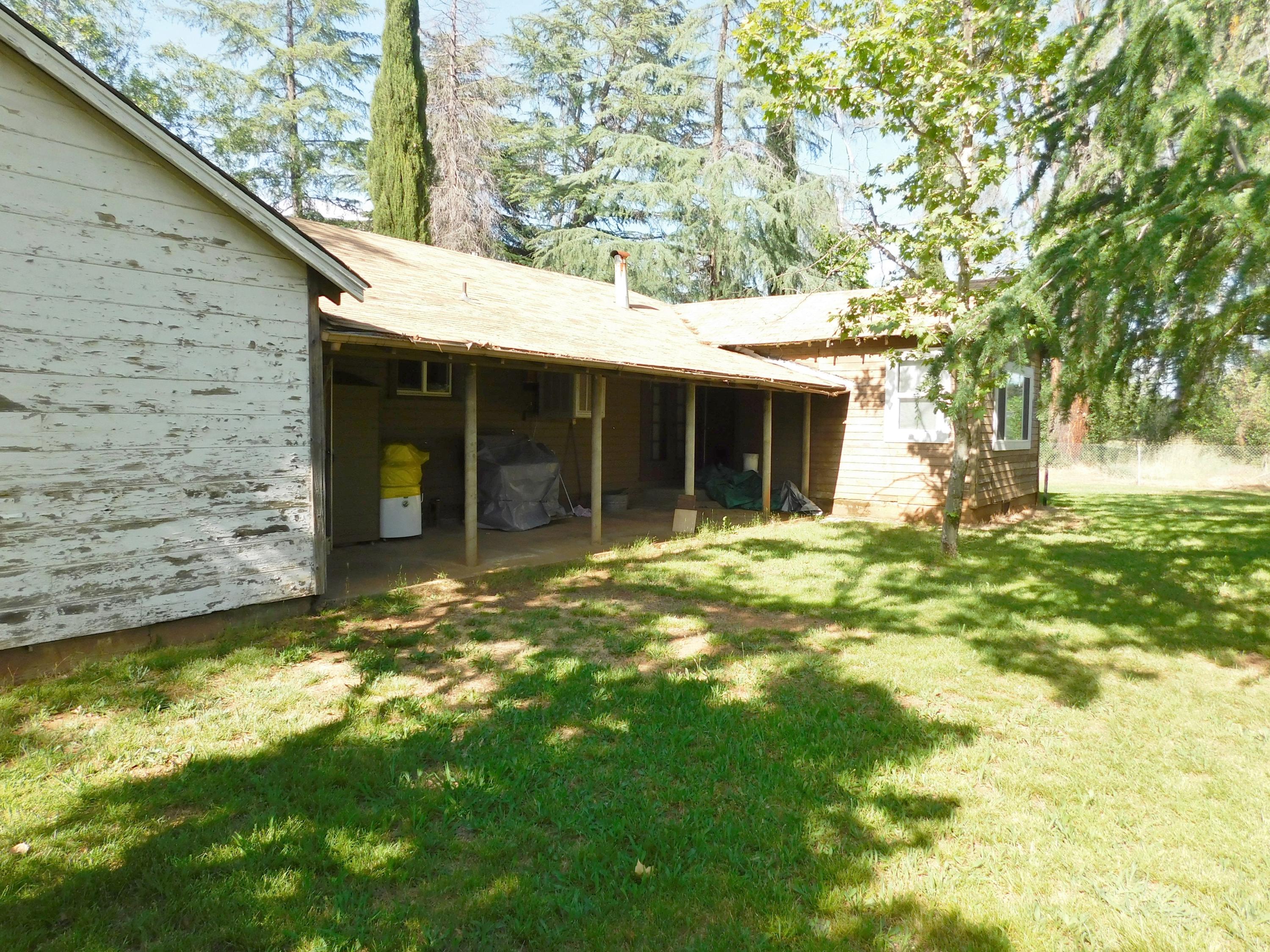 15671 Cloverdale Road Anderson, CA 96007 - Photo 14 of 25 Back